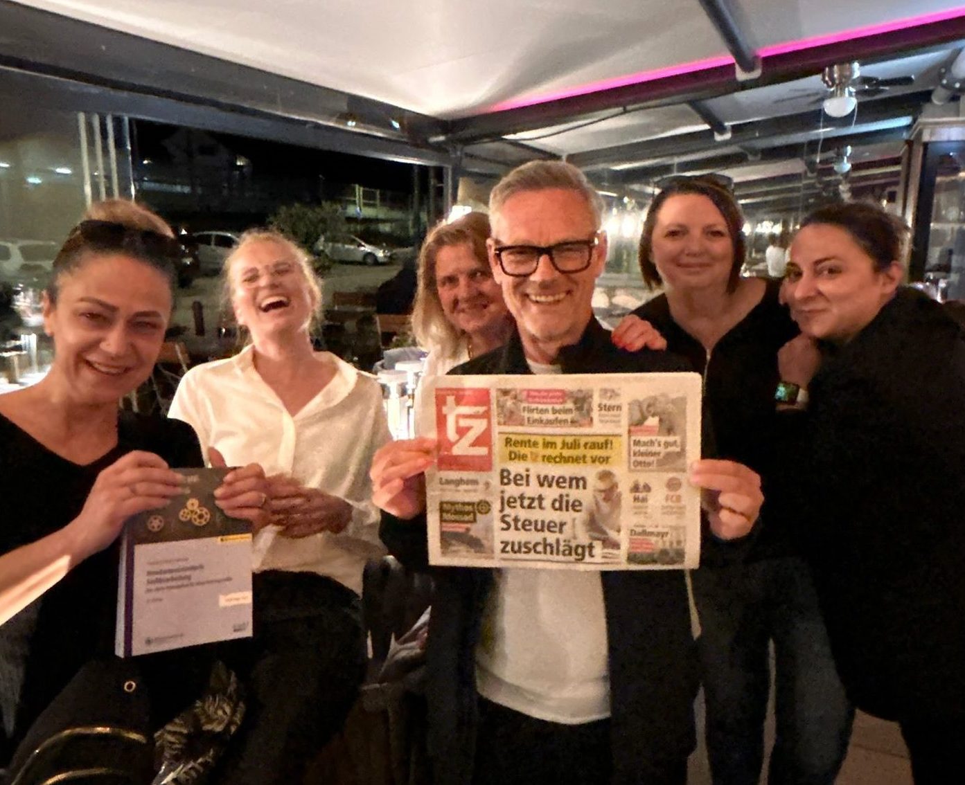 Abschlussklasse Steuerfachangestellte Freising 2025 wbb Gratulation